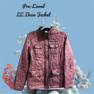 LL Bean Women’s Quilted Riding Jacket.
Pre-Loved but in EUC🌷 
#N007